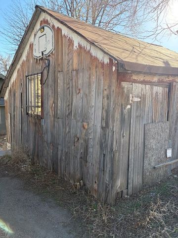 419 W 11th St, Pueblo, CO 81003