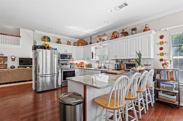 114 Meadow Road, Ardmore, OK 73401