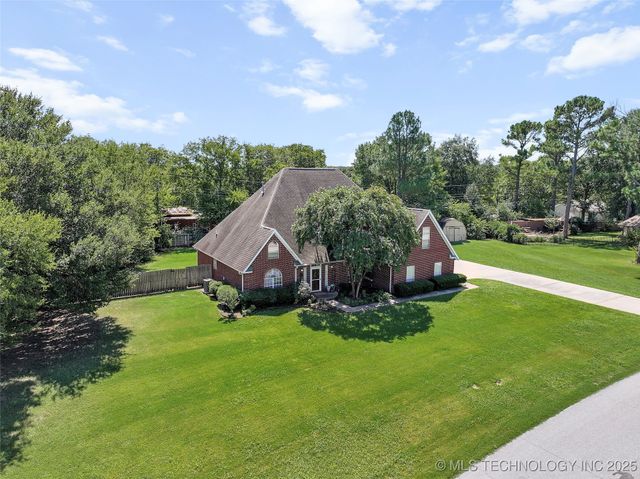 114 Meadow Road, Ardmore, OK 73401