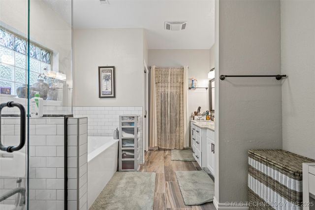 114 Meadow Road, Ardmore, OK 73401