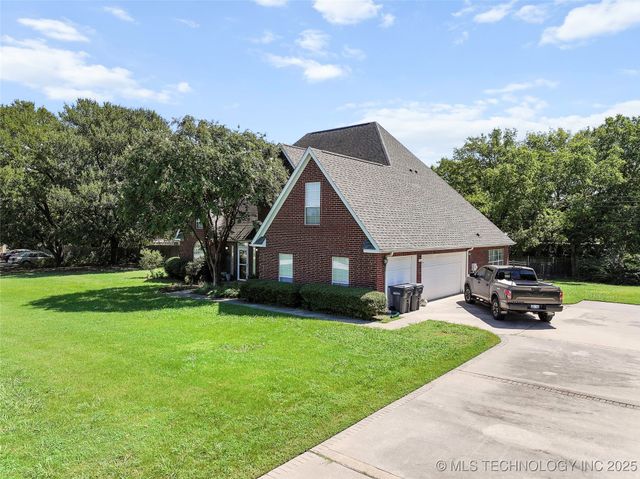 114 Meadow Road, Ardmore, OK 73401