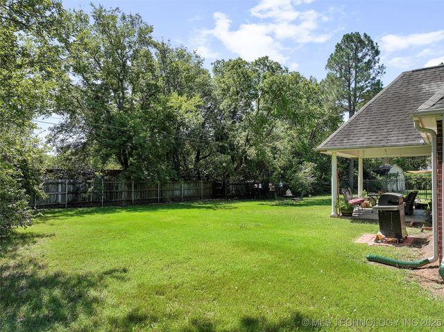 114 Meadow Road, Ardmore, OK 73401