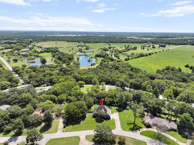 114 Meadow Road, Ardmore, OK 73401