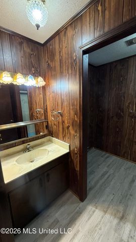 9004 Tucker Road, Ocean Springs, MS 39565