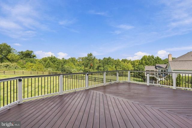 11939 GEORGE FARM DR, Lovettsville, VA 20180