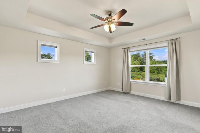 11939 GEORGE FARM DR, Lovettsville, VA 20180