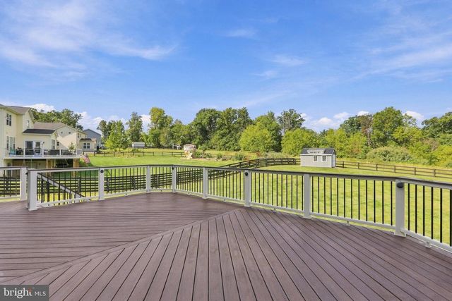 11939 GEORGE FARM DR, Lovettsville, VA 20180