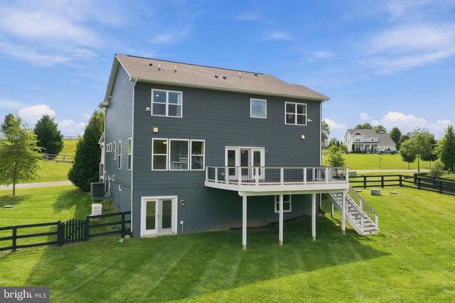 11939 GEORGE FARM DR, Lovettsville, VA 20180