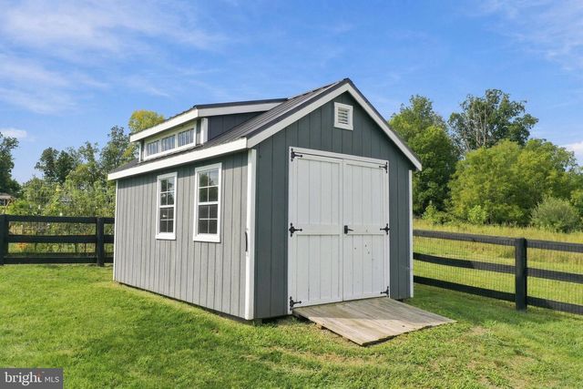 11939 GEORGE FARM DR, Lovettsville, VA 20180