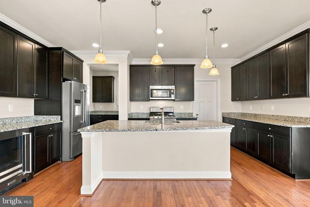 11939 GEORGE FARM DR, Lovettsville, VA 20180