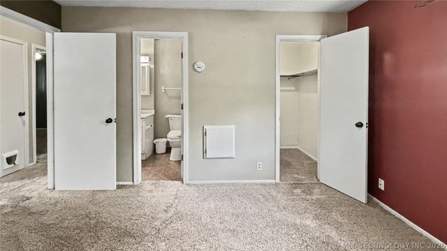 408 S Osage Street, Grove, OK 74344