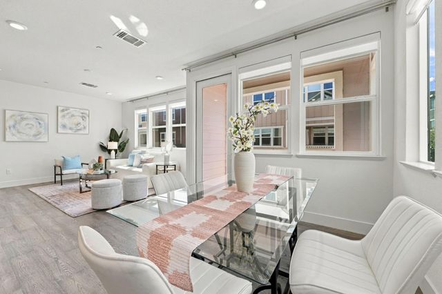 43 Tidal Way, San Mateo, CA 94401