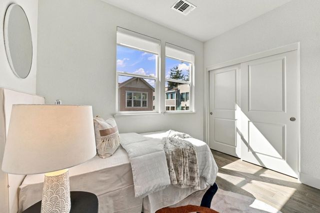 43 Tidal Way, San Mateo, CA 94401