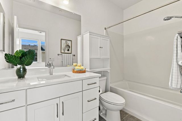43 Tidal Way, San Mateo, CA 94401