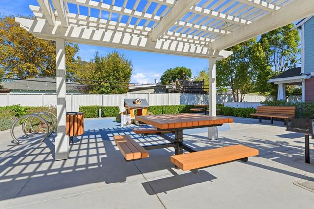 43 Tidal Way, San Mateo, CA 94401