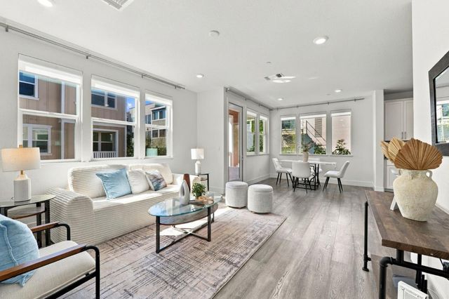 43 Tidal Way, San Mateo, CA 94401