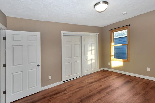 909 2nd Ave NW, Minot, ND 58703