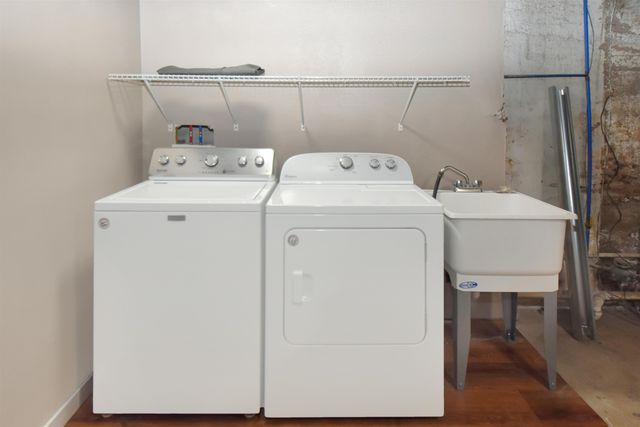 909 2nd Ave NW, Minot, ND 58703