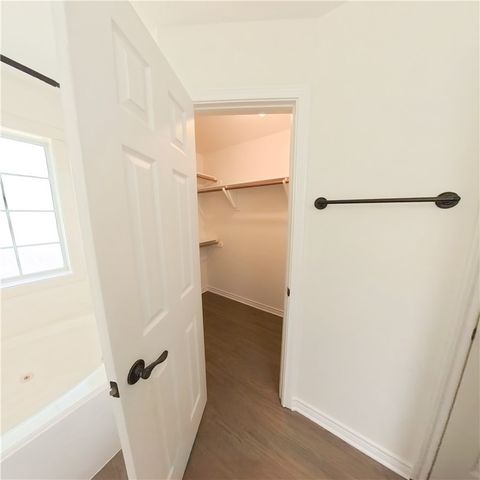 341 Robelmont Drive, College Station, TX 77845