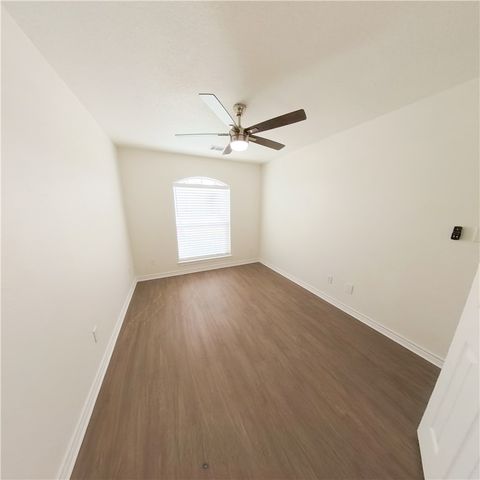 341 Robelmont Drive, College Station, TX 77845