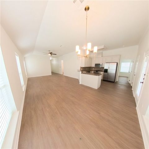 341 Robelmont Drive, College Station, TX 77845
