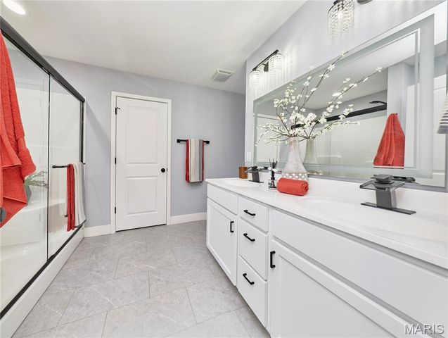 301 Park Place Drive, Union, MO 63084