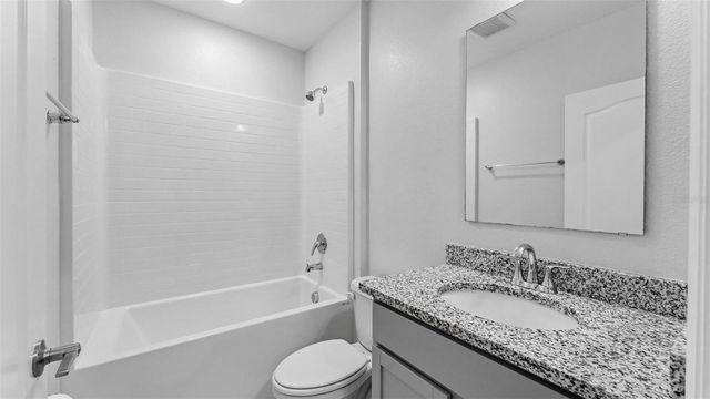 4925 JACKSON STREET, Winter Haven, FL 33884