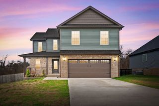 1160 Governors Run, Clarksville, TN 37042