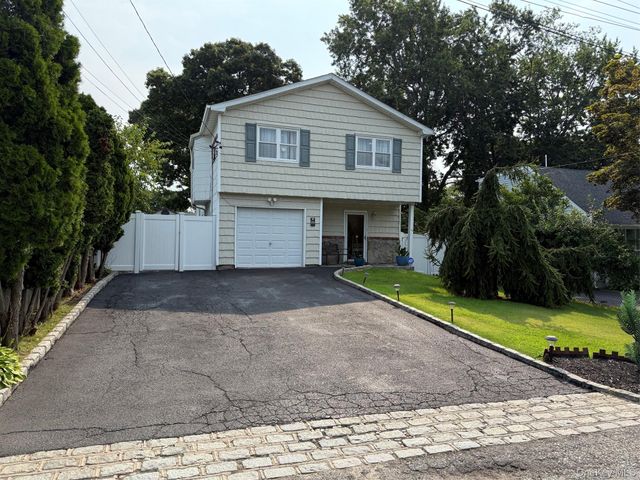 27A Gores Drive, Mastic, NY 11950