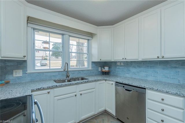 4602 Wait Road, Winston-salem, NC 27106