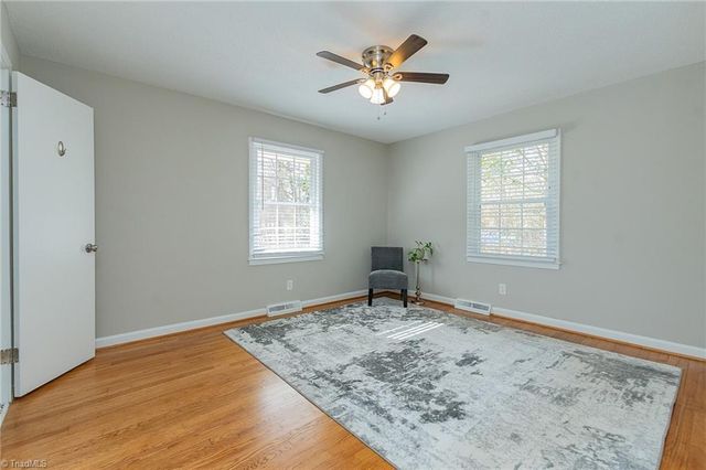 4602 Wait Road, Winston-salem, NC 27106