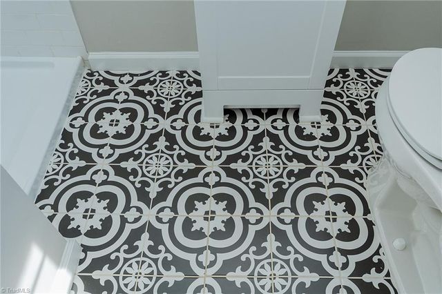 4602 Wait Road, Winston-salem, NC 27106