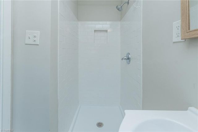 4602 Wait Road, Winston-salem, NC 27106