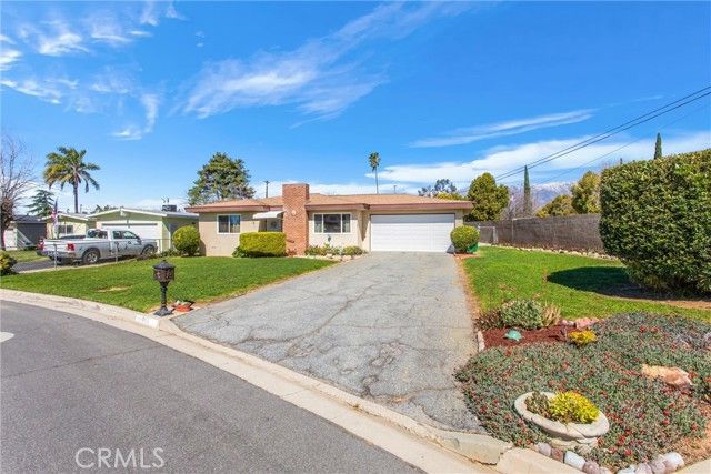 1282 N California, Beaumont, CA 92223