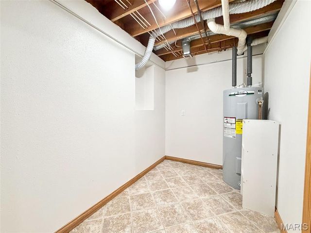 409 Thouvenot Lane, New Baden, IL 62265