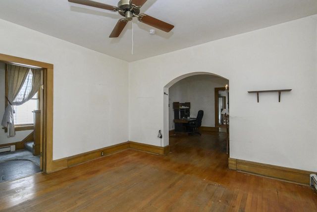 810 S 36th STREET, Milwaukee, WI 53215