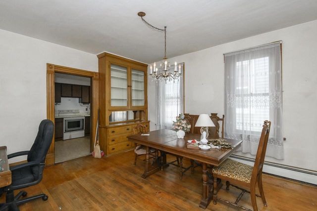 810 S 36th STREET, Milwaukee, WI 53215