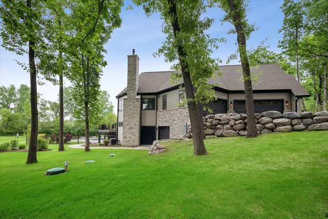3873 Carlisle Drive, Crystal Lake, IL 60012