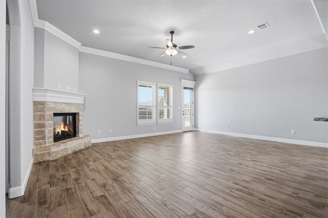 458 Silverton Drive, Granbury, TX 76049