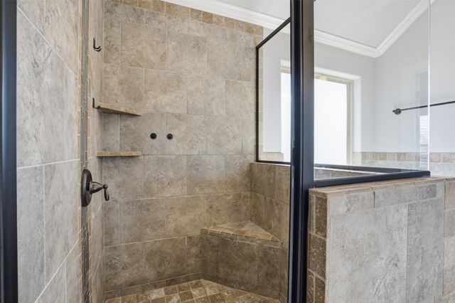 458 Silverton Drive, Granbury, TX 76049