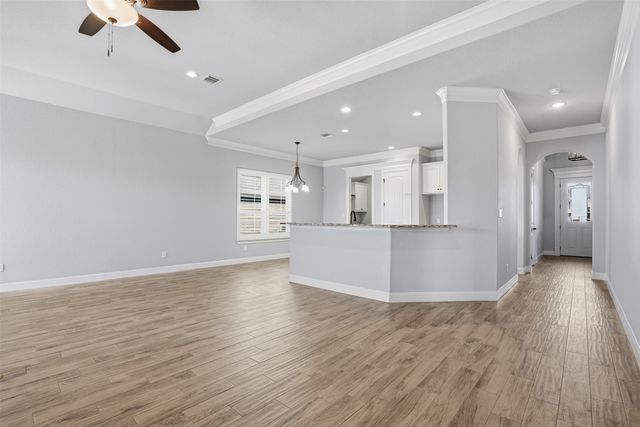 458 Silverton Drive, Granbury, TX 76049