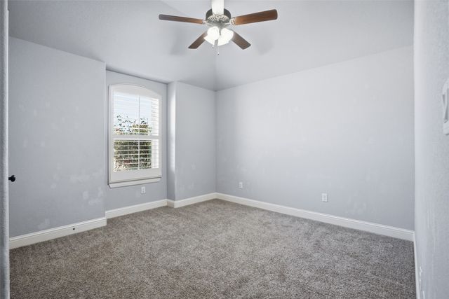 458 Silverton Drive, Granbury, TX 76049