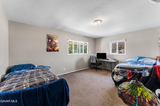 107 Brentwood Drive, Tehachapi, CA 93561