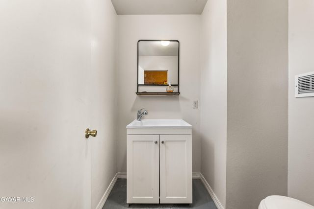 107 Brentwood Drive, Tehachapi, CA 93561