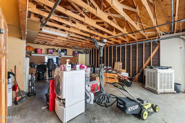 107 Brentwood Drive, Tehachapi, CA 93561