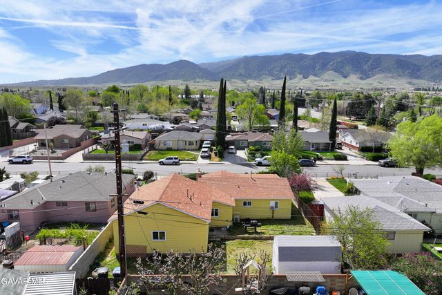 107 Brentwood Drive, Tehachapi, CA 93561