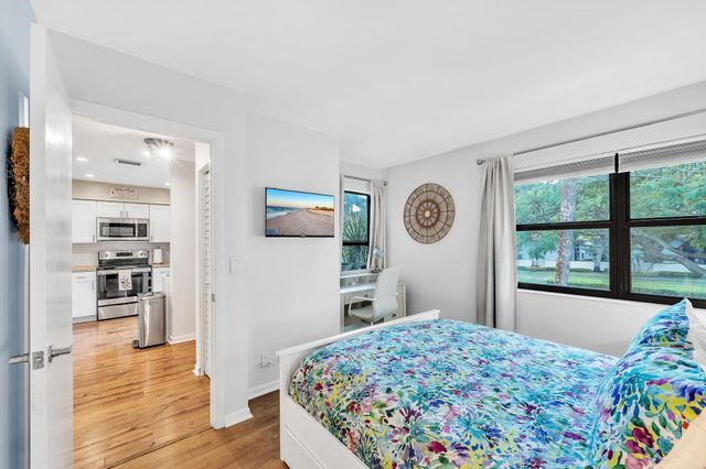 55 Tropic Isle Drive 37 U, Delray Beach, FL 33483