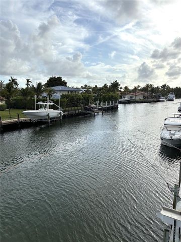 2500 NE 135th St C1011, North Miami, FL 33181