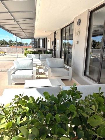 2500 NE 135th St C1011, North Miami, FL 33181