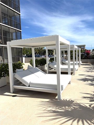 2500 NE 135th St C1011, North Miami, FL 33181